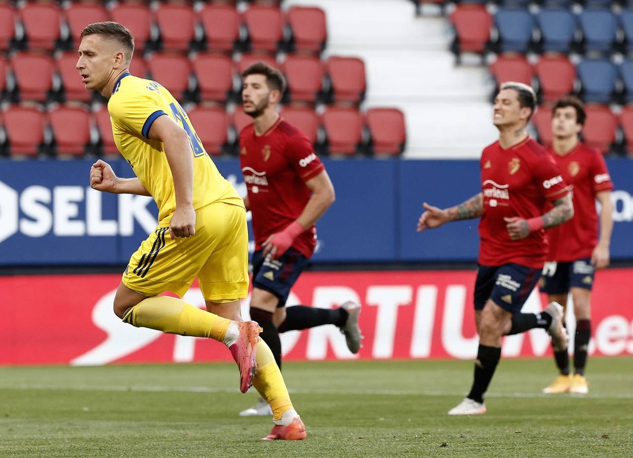 FOTOS: Las imágenes del Osasuna - Cádiz