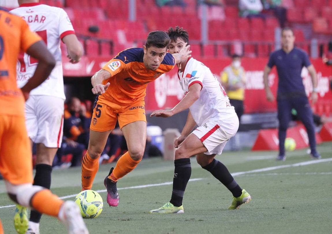 Partido entre el Sevilla F.C. y el Valencia C.F.