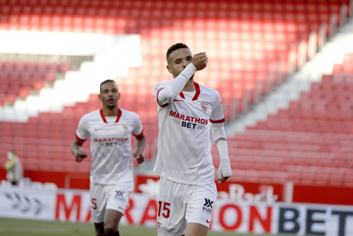 Partido entre el Sevilla F.C. y el Valencia C.F.