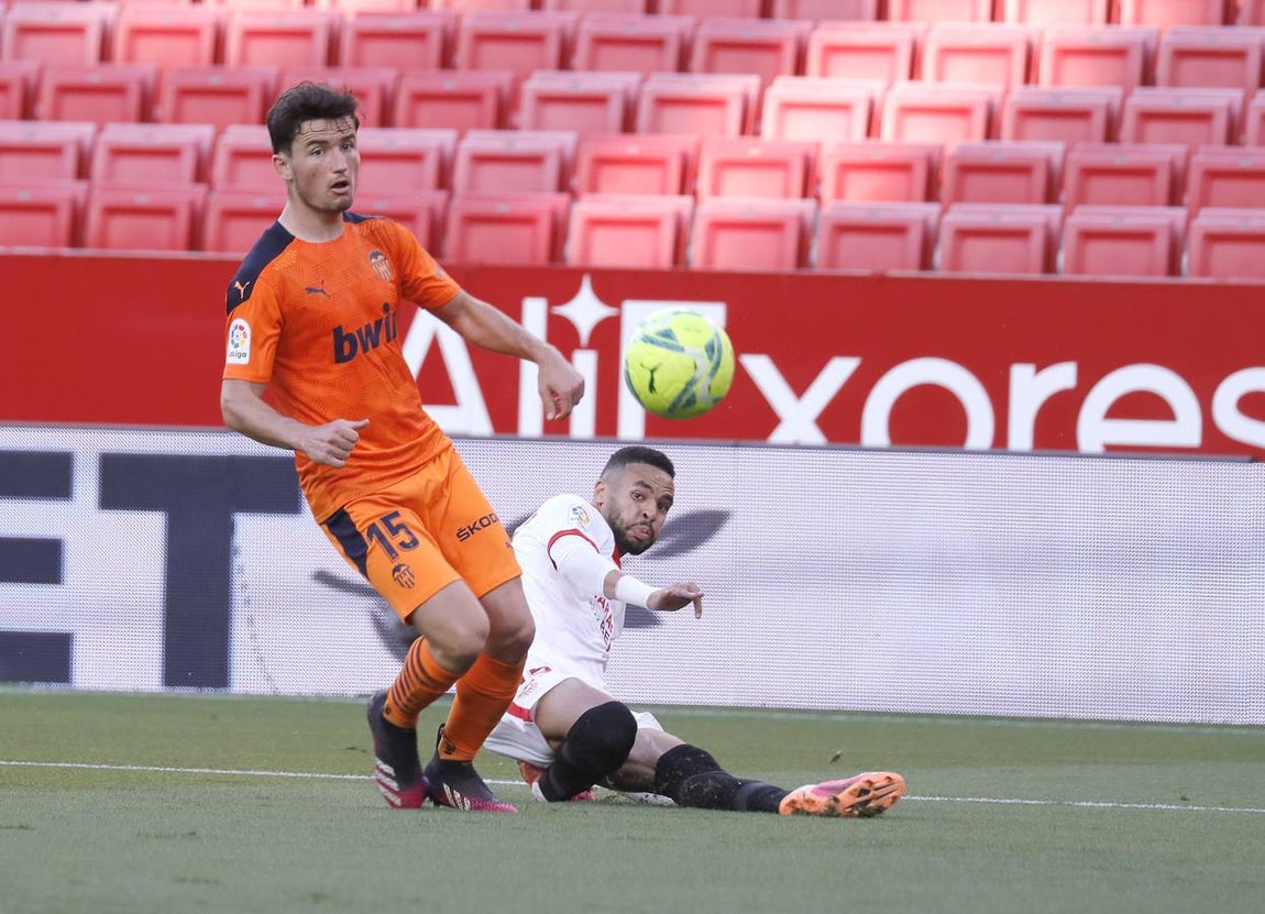 Partido entre el Sevilla F.C. y el Valencia C.F.