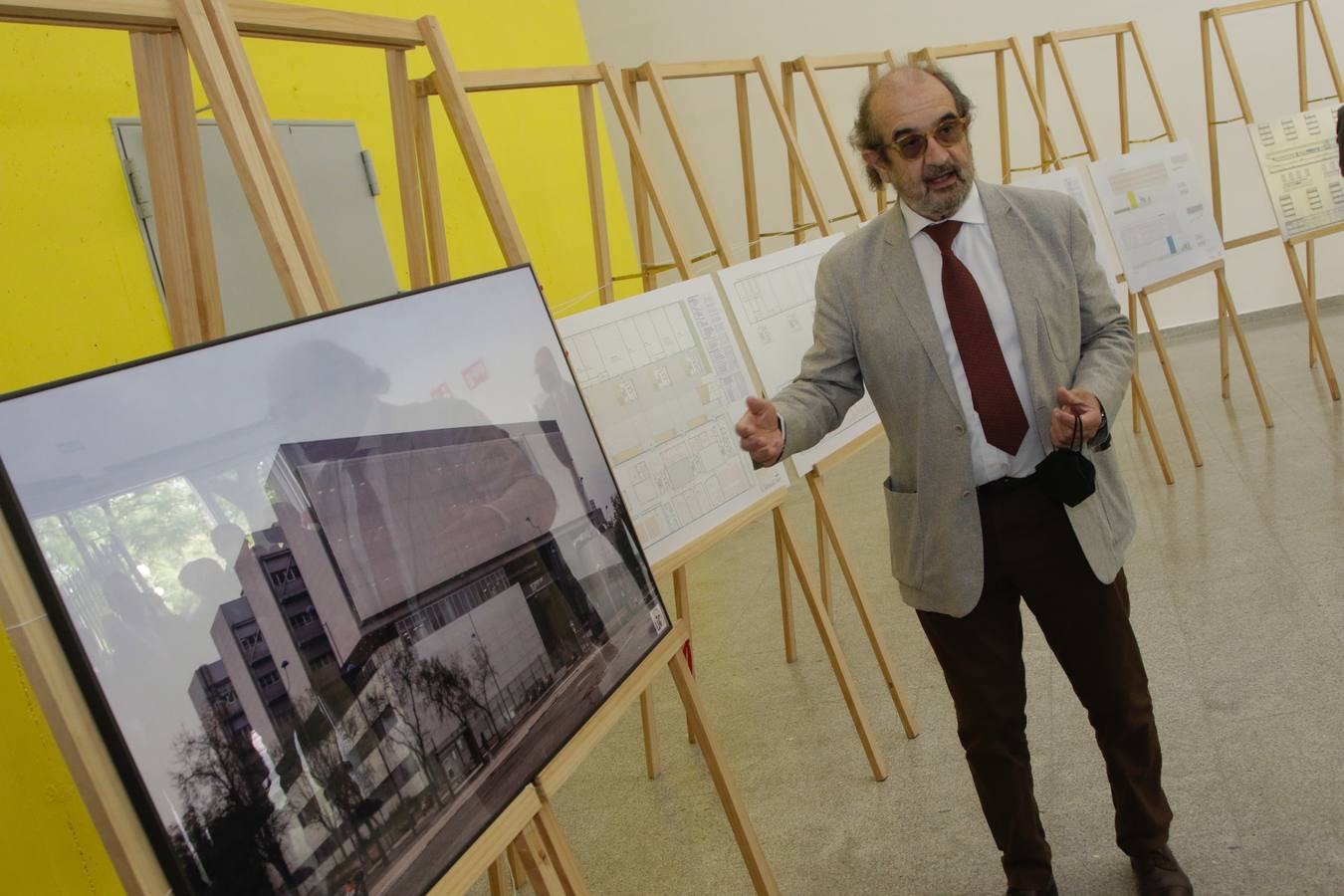 La Universidad de Sevilla recibe el primer edificio de la Politécnica en la Cartuja