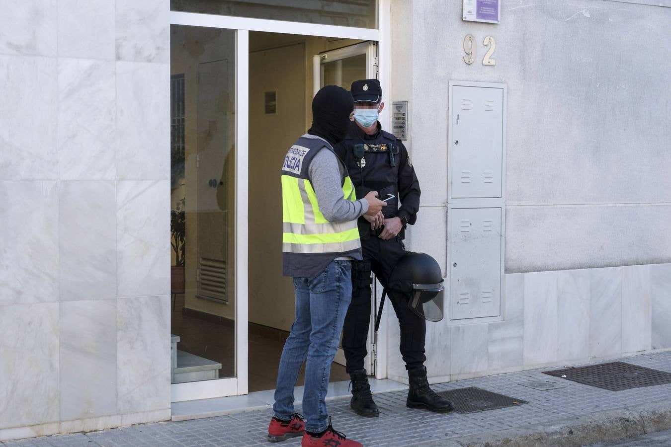 Operación de la Policía Nacional contra el tráfico de drogas en San Fernando