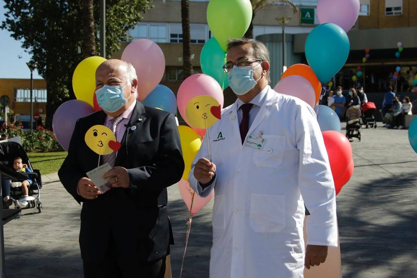 Presentación de los actos conmemorativos preparados para celebrar el 50 aniversario de los hospitales Infantil y de la Mujer del Virgen del Rocío