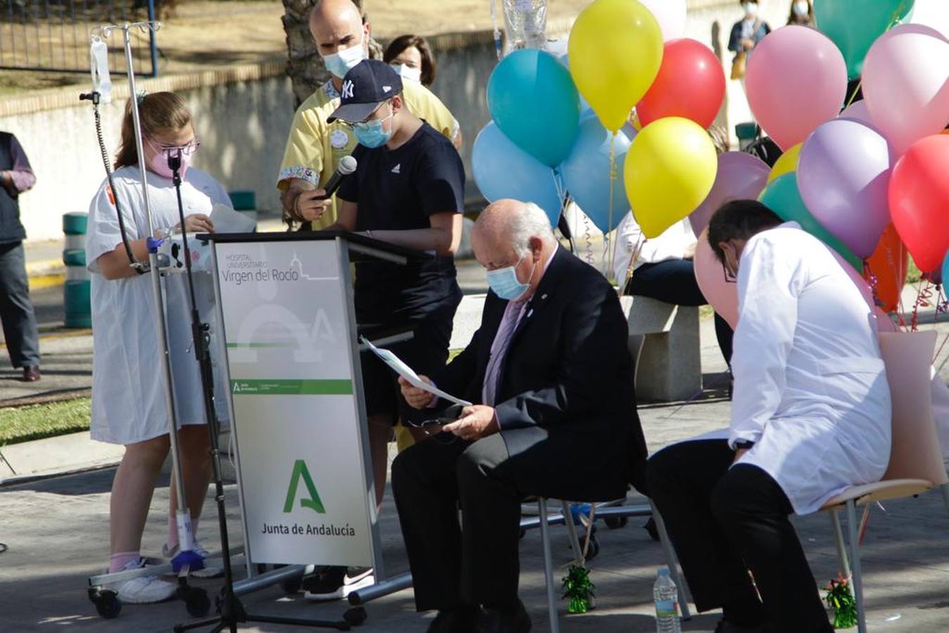 Presentación de los actos conmemorativos preparados para celebrar el 50 aniversario de los hospitales Infantil y de la Mujer del Virgen del Rocío