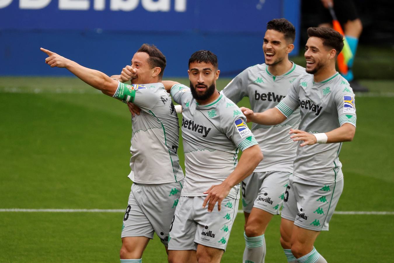 En imágenes, el partido entre el Eibar y el Betis