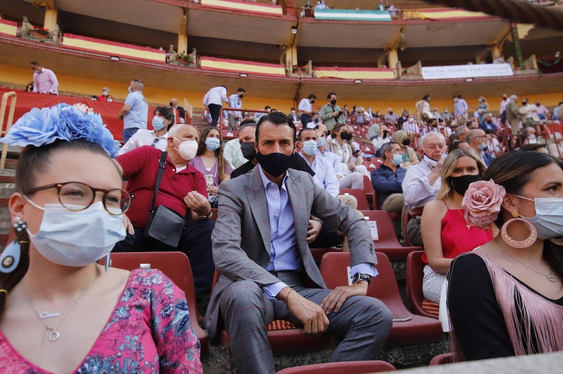 El ambiente en el tendido, en la novillada de la Feria Taurina de Córdoba
