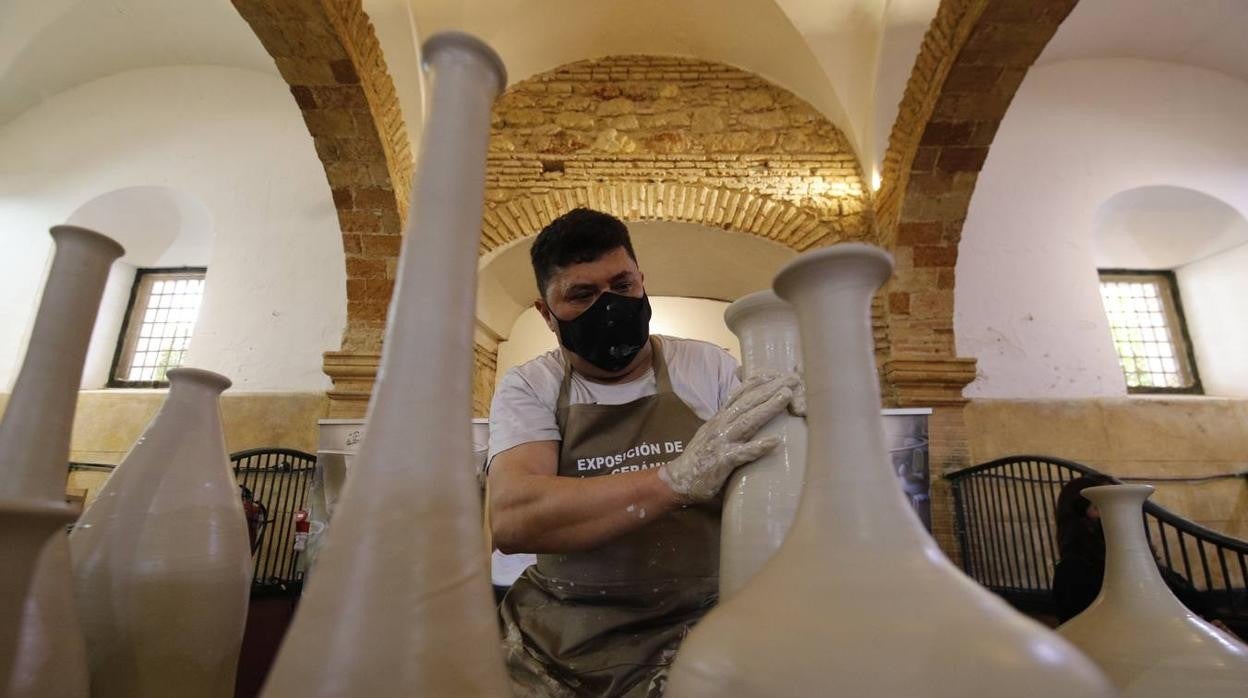 La cerámica de La Rambla en las Caballerizas Reales de Córdoba, en imágenes