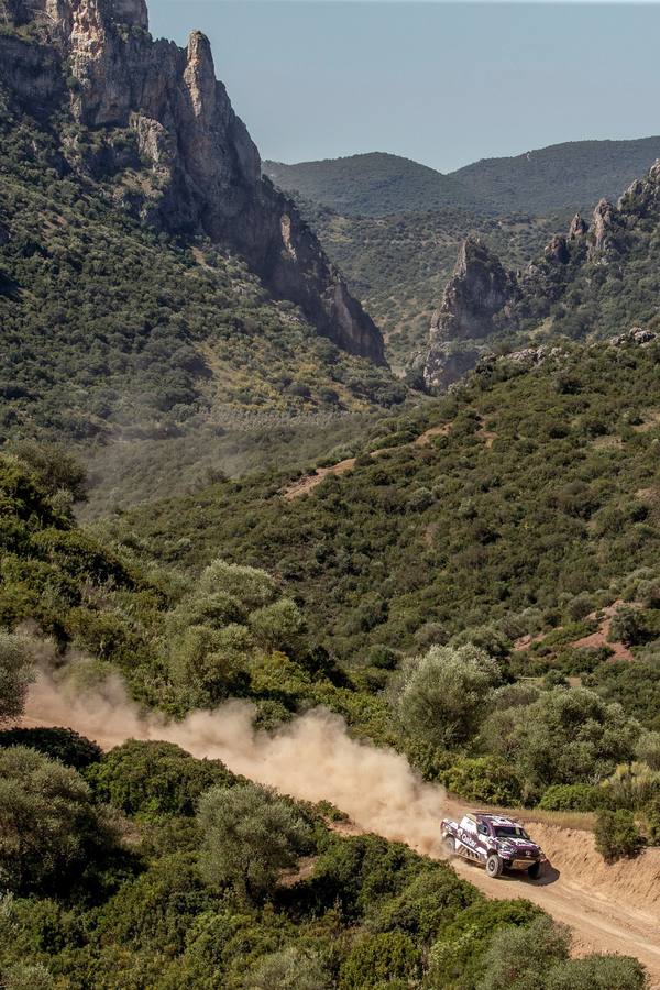 El paso de Carlos Sainz por Palma del Río y Santaella con el Andalucía Rally, en imágenes