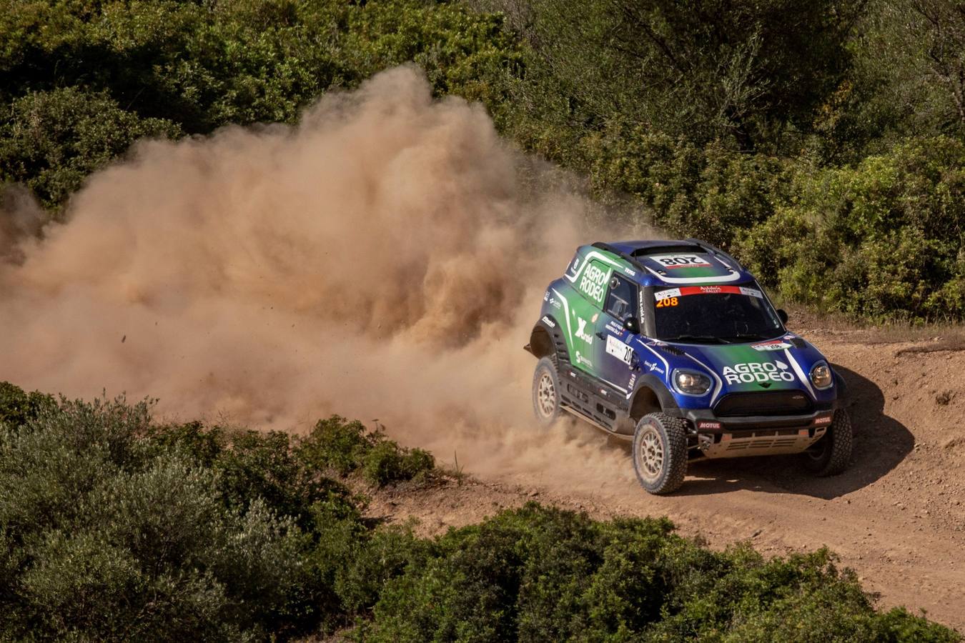 El paso de Carlos Sainz por Palma del Río y Santaella con el Andalucía Rally, en imágenes