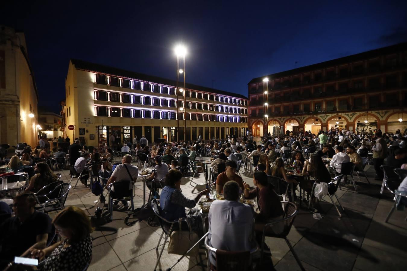 La iluminación de Doña Jacinta de Córdoba, en imágenes