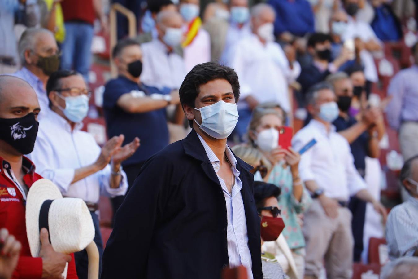 Toros en Córdoba | El ambiente de la primera corrida de la Feria de Mayo, en imágenes