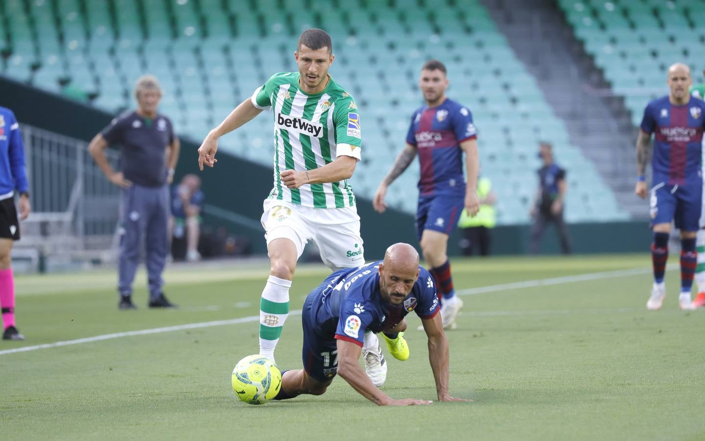 Fotogalería: Las mejores imágenes del Betis-Huesca