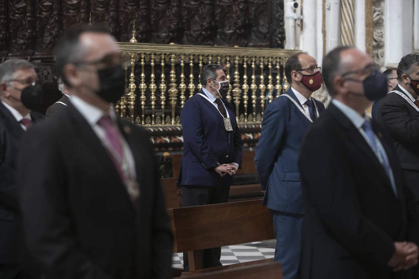 La cita de las hermandades de Gloria en la Catedral de Córdoba, en imágenes