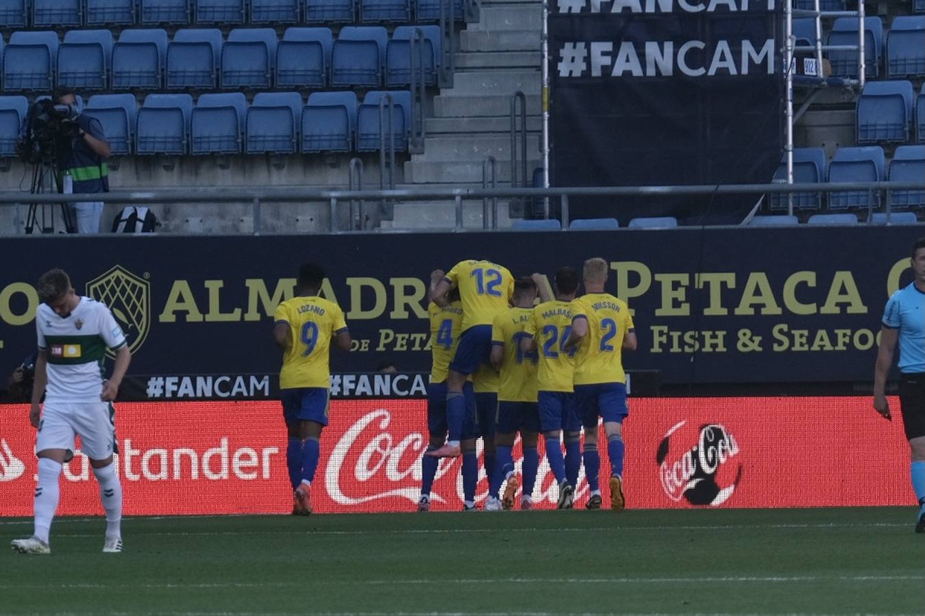 FOTOS: Las imágenes del Cádiz CF - Elche en Carranza