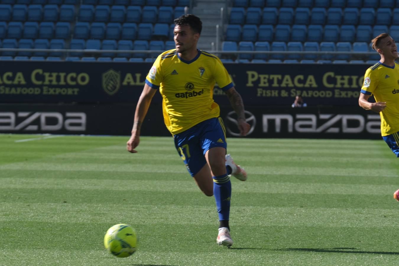 FOTOS: Las imágenes del Cádiz CF - Elche en Carranza