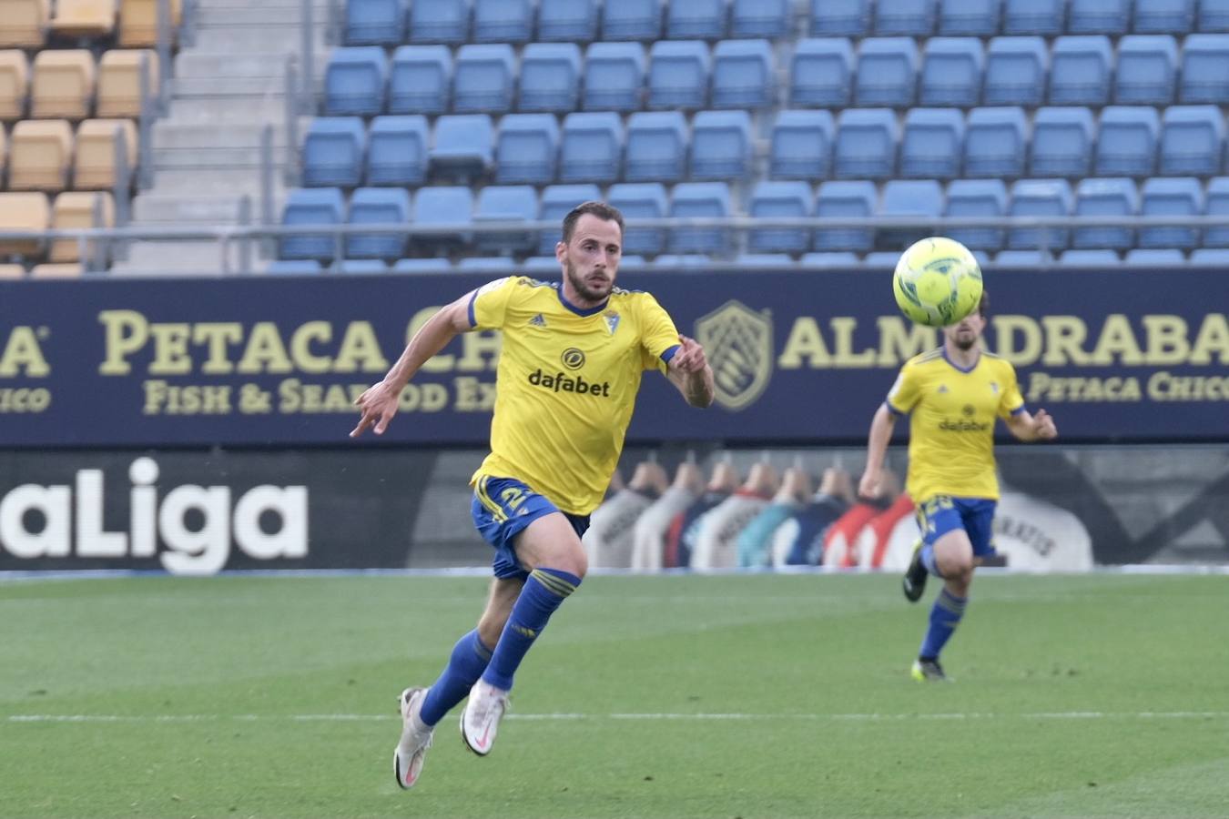 FOTOS: Las imágenes del Cádiz CF - Elche en Carranza