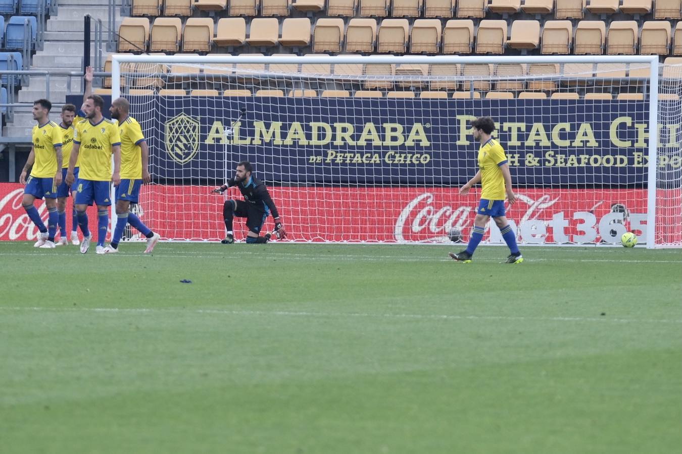 FOTOS: Las imágenes del Cádiz CF - Elche en Carranza