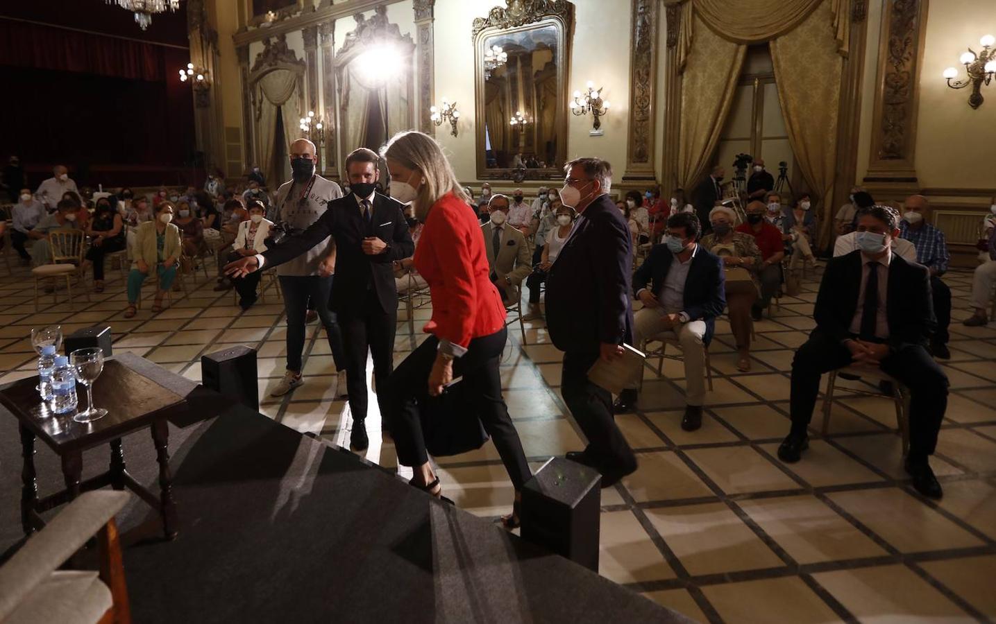 La participación de Isabel San Sebastián en el Foro Cultural de ABC Córdoba, en imágenes