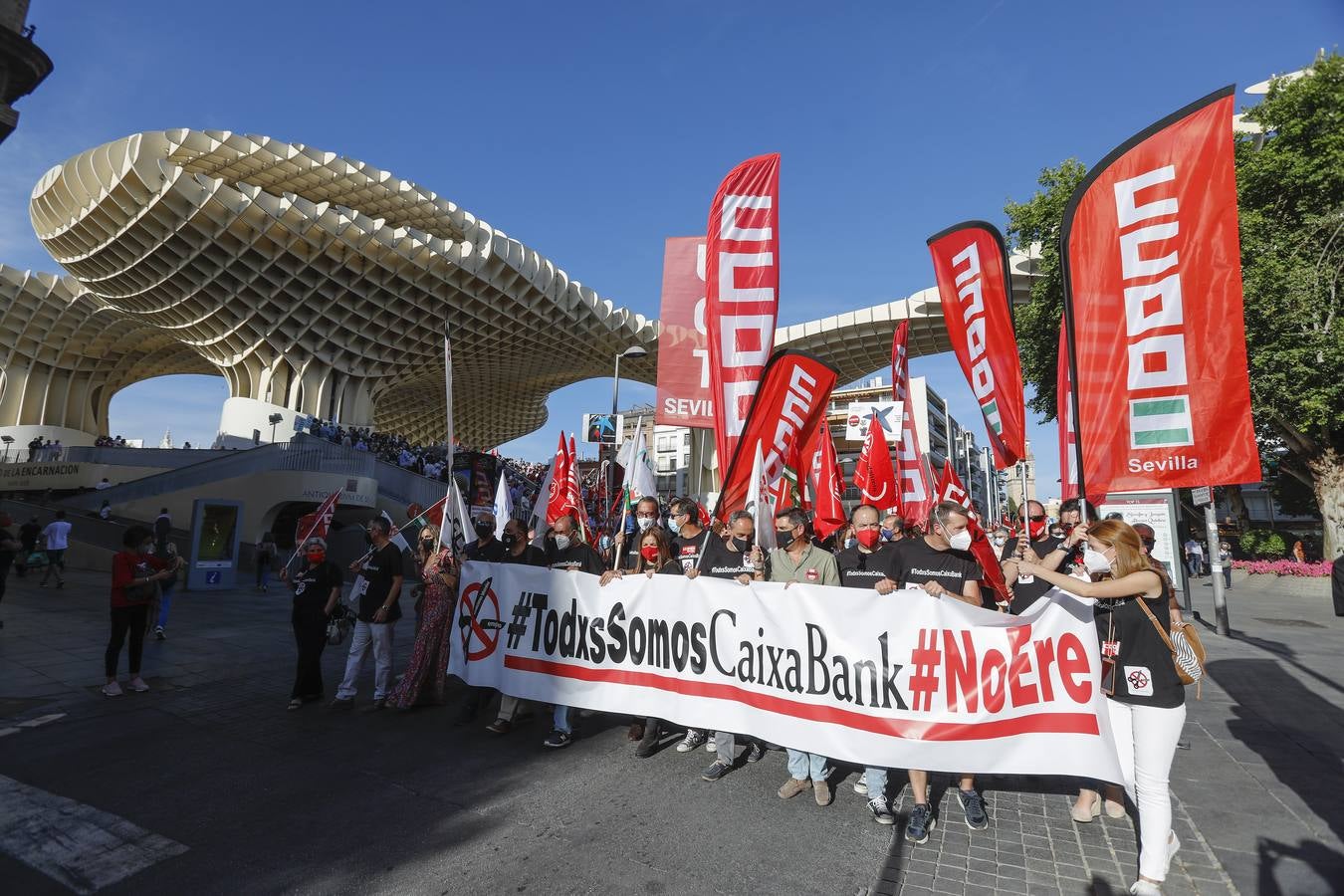 Manifestación en Sevilla contra el ERE de Caixabank