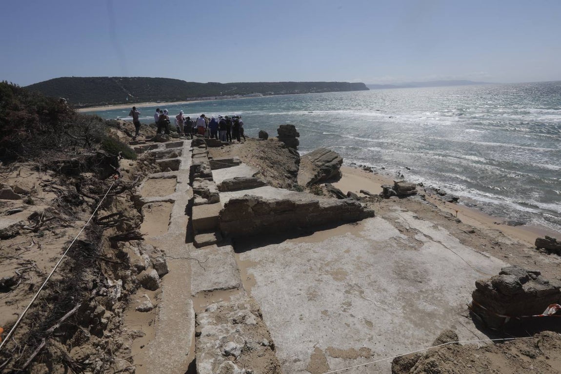 El yacimiento de Caños de Meca, en fotos: una necrópolis de la Edad de Bronce, termas, piscifactoría...