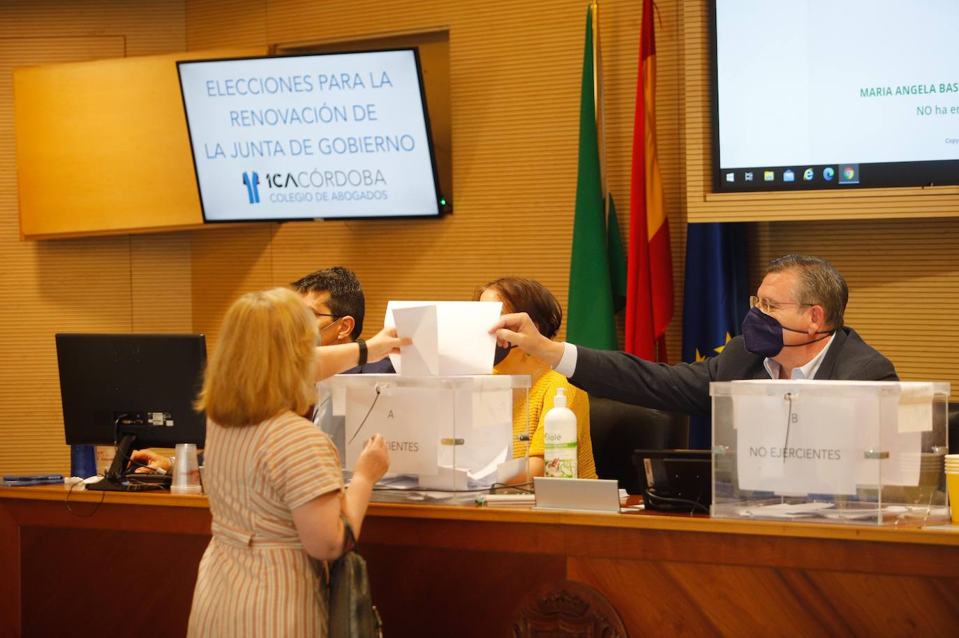 Las elecciones en el Colegio de Abogados de Córdoba, en imágenes