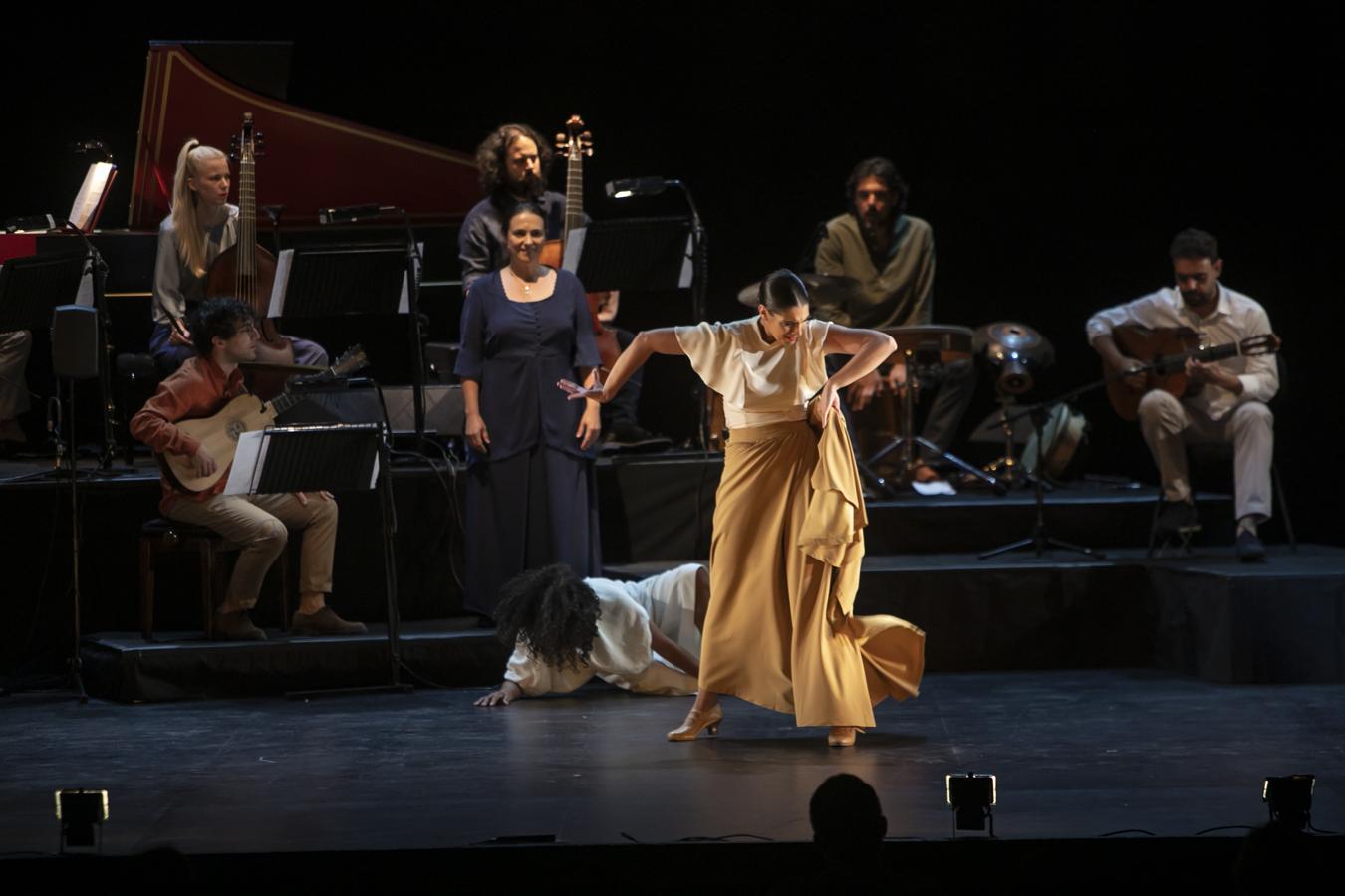 El espectáculo &#039;Gugurumbé&#039; en el Gran Teatro de Córdoba, en imágenes