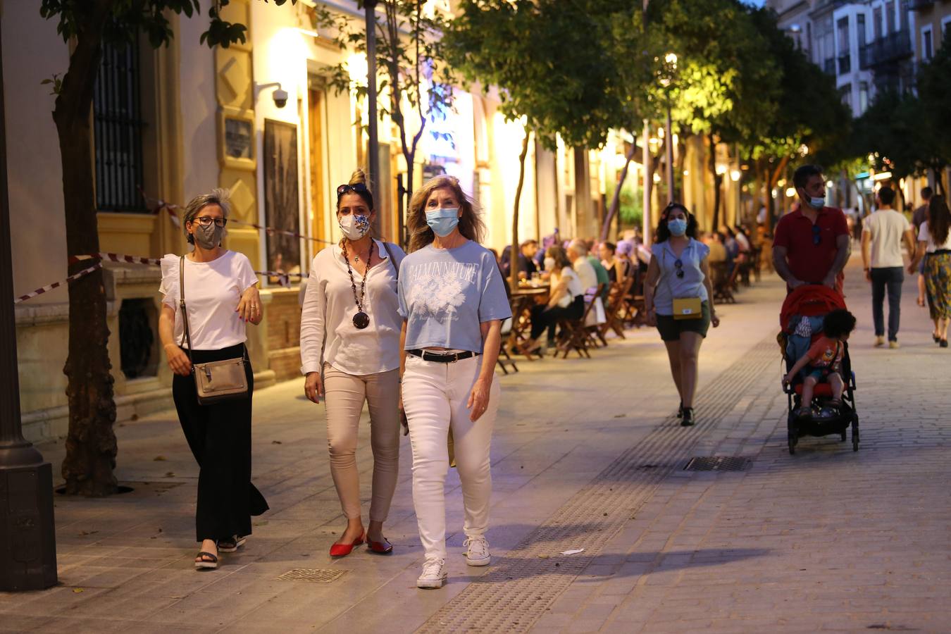 Ambiente de la calle Mateos Gago