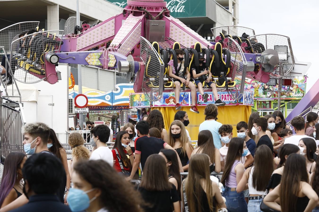 Vive Park Córdoba | En imágenes, el ambientazo del parque de atracciones del Arenal