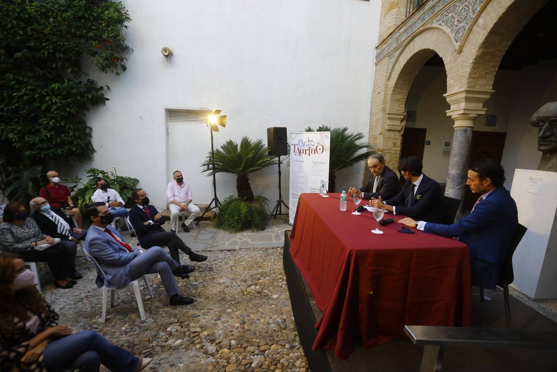 El coloquio de Finito de Córdoba y Ricardo Gallardo, en imágenes