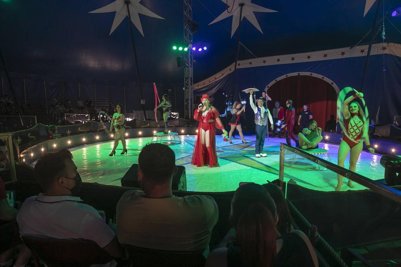 Un día con el Circo Berlín en Córdoba, en imágenes