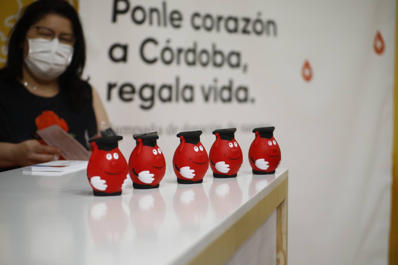 La donación de sangre en el Centro Comercial El Arcángel, en imágenes