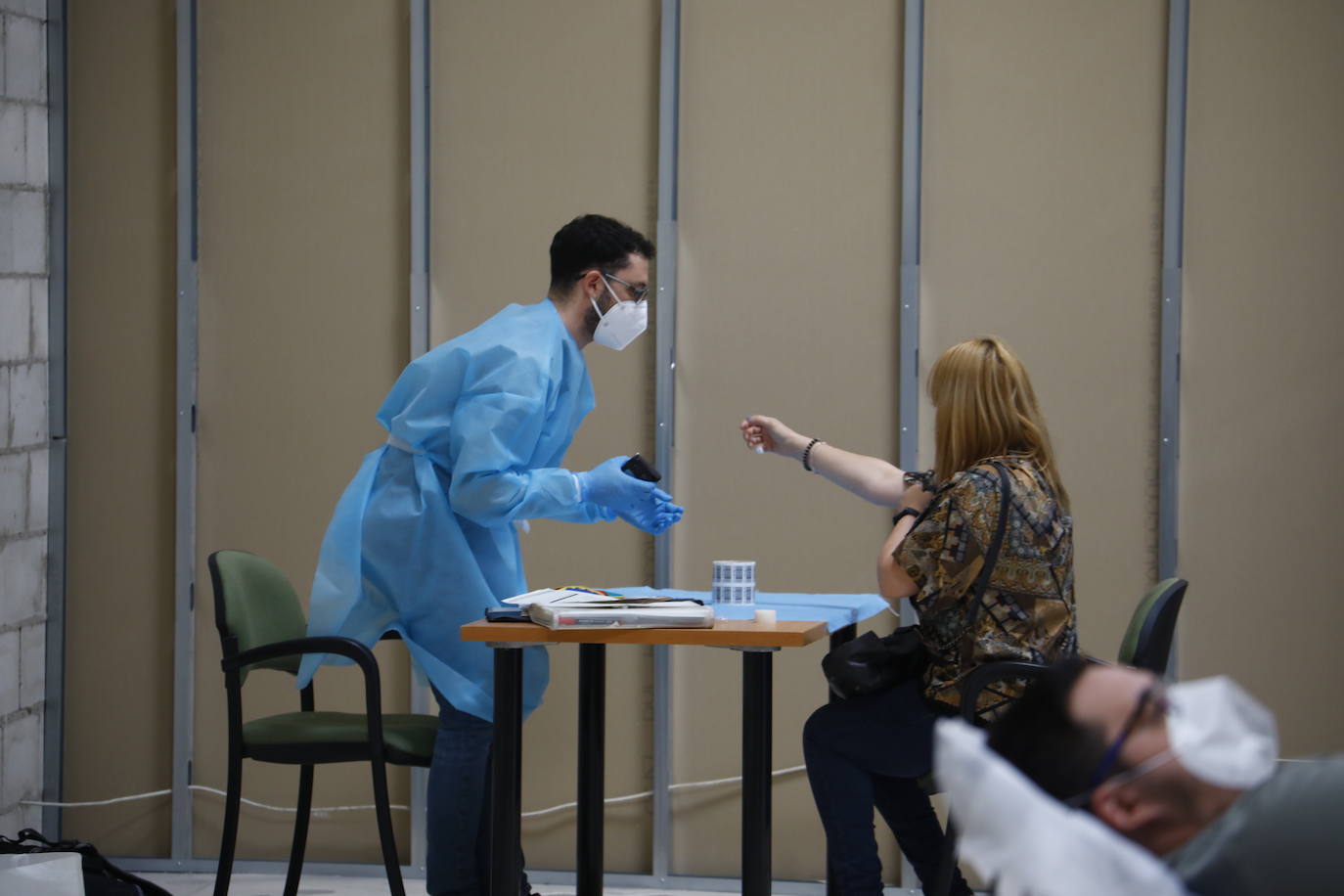 La donación de sangre en el centro comercial El Arcángel de Córdoba, en imágenes