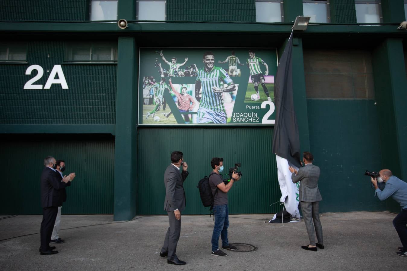 La puerta 2 del Benito Villamarín llevará el nombre de Joaquín