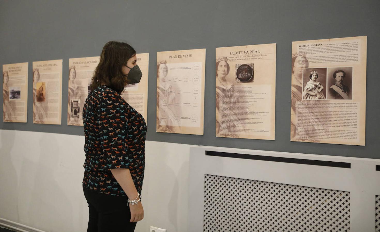 La exposición sobre la visita de Isabel II a Córdoba, en imágenes