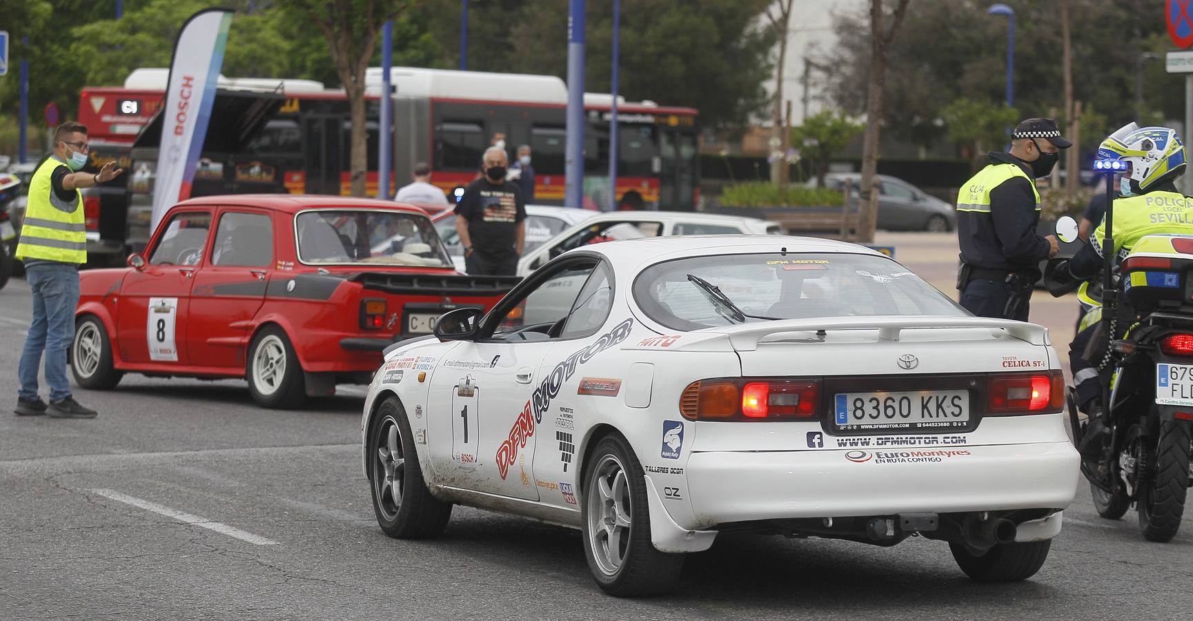 La salida desde Sevilla de la etapa de la Spain Classic Rally, en imágenes