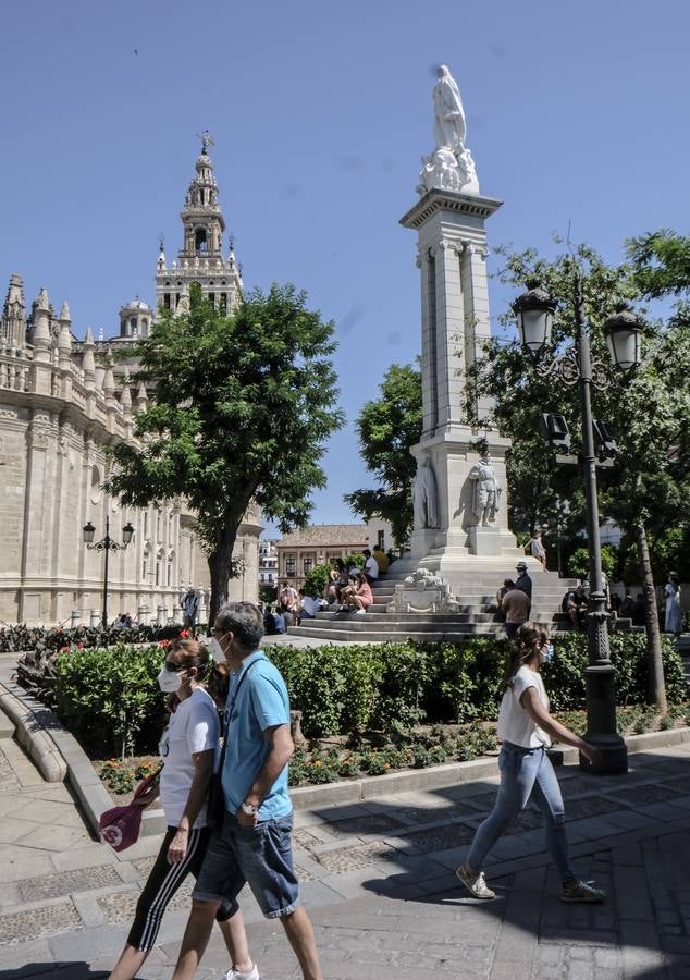 Los turistas vuelven a llenar el Real Alcázar de Sevilla