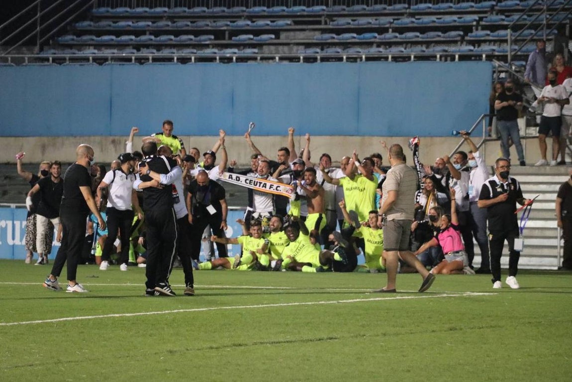 El Ciudad de Lucena-Ceuta, en imágenes