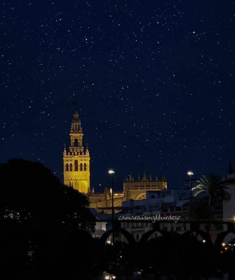 La magia de la Sevilla nocturna, protagonista de las imágenes recibidas en el reto fotográfico de ABC