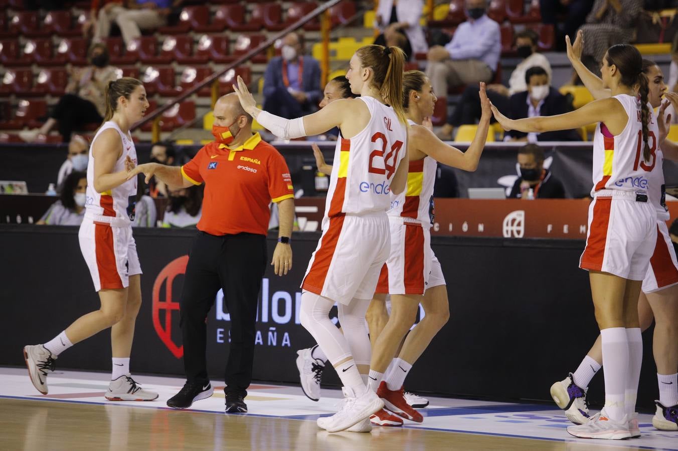 El triunfo de la selección Española en Vista Alegre, en imágenes