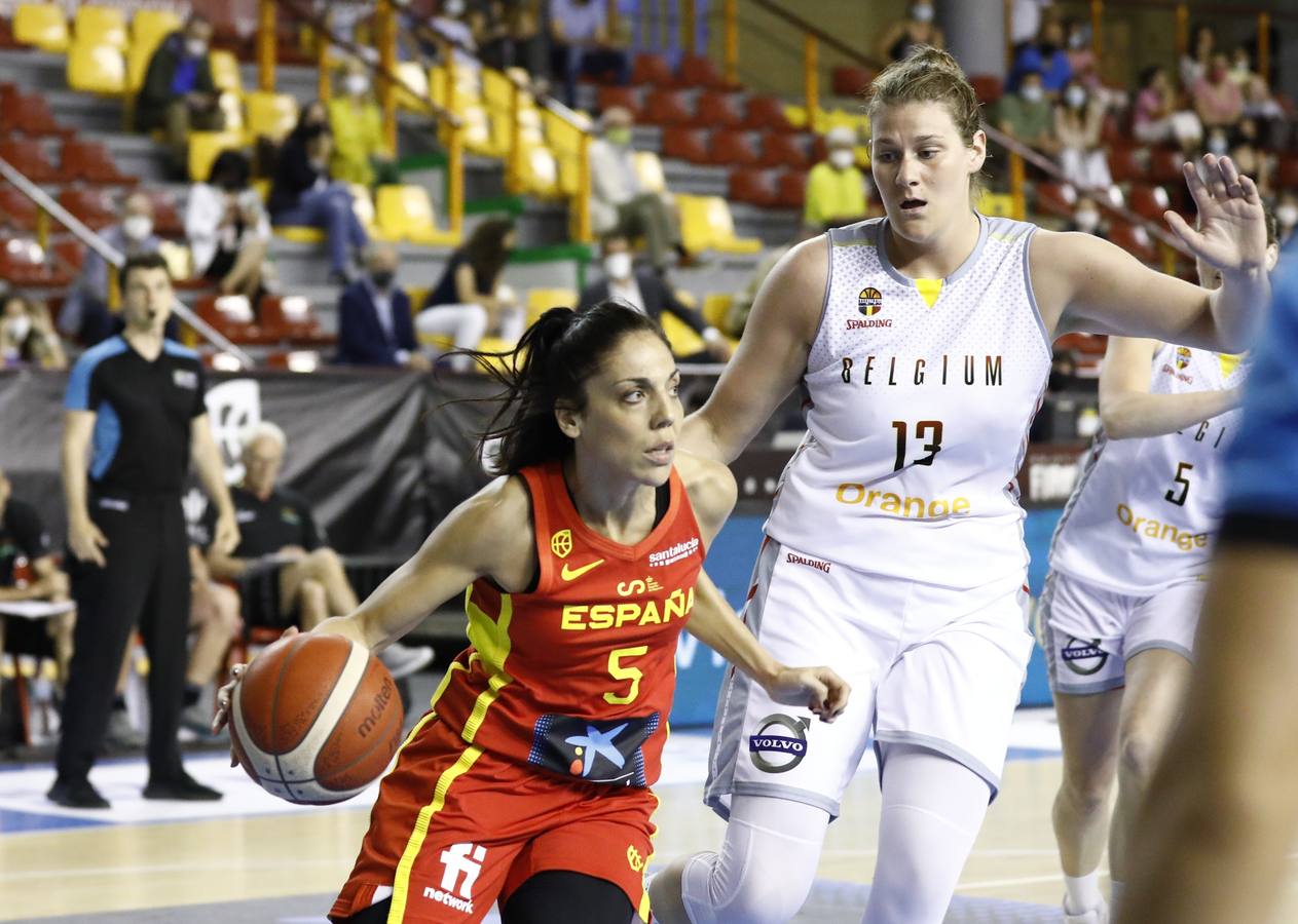 Las mejores imágenes del partido de baloncesto España-Bélgica en Córdoba