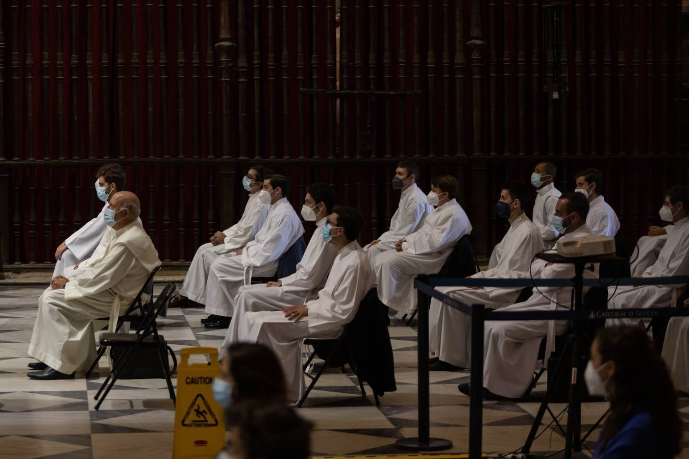 Misa solemne de despedida de monseñor Asenjo en la Catedral de Sevilla