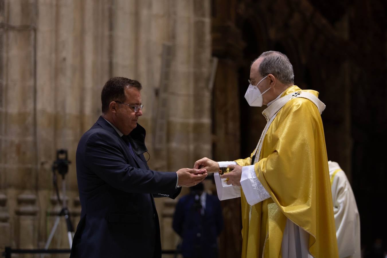 Misa solemne de despedida de monseñor Asenjo en la Catedral de Sevilla