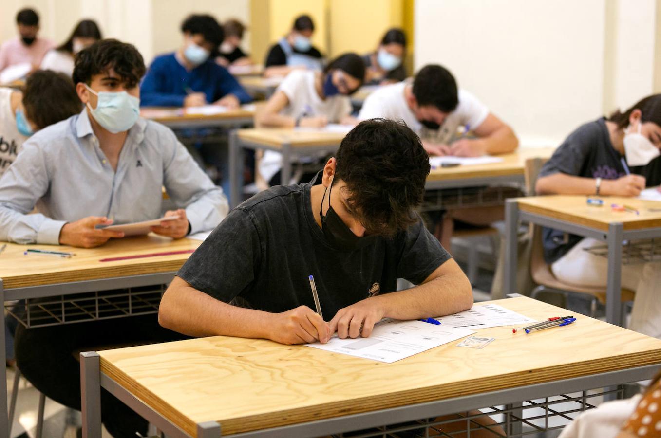 Comienzan las pruebas de Selectividad en Toledo, en imágenes