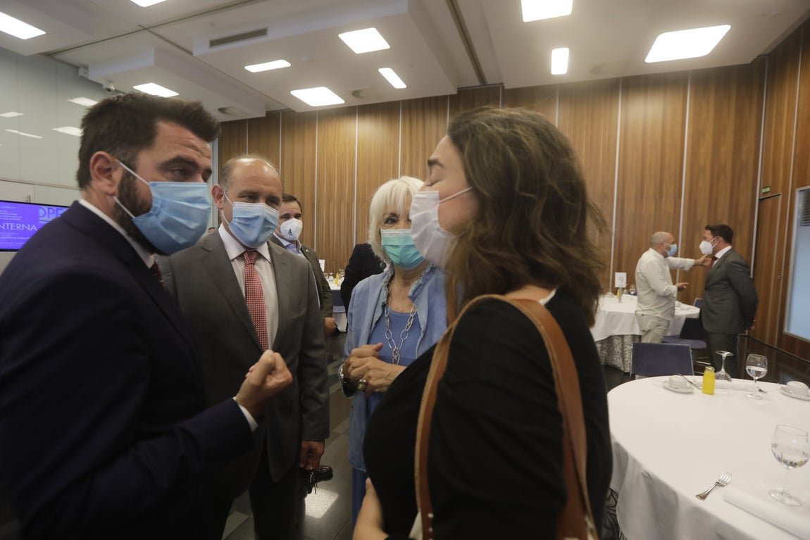 En imágenes: Desayuno informativo &#039;Cádiz, oportunidad y futuro