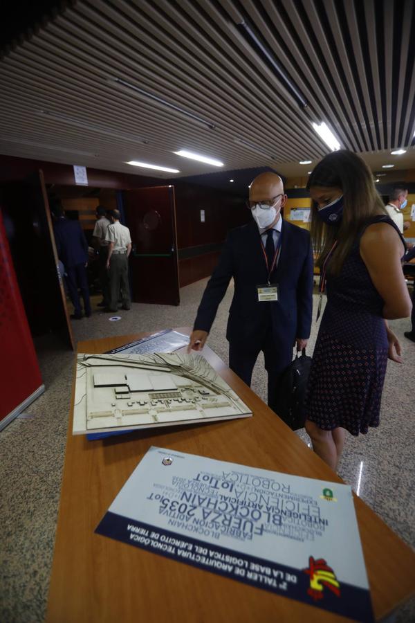 La presentación de la Base Logística del Ejército de Tierra en Córdoba, en imágenes