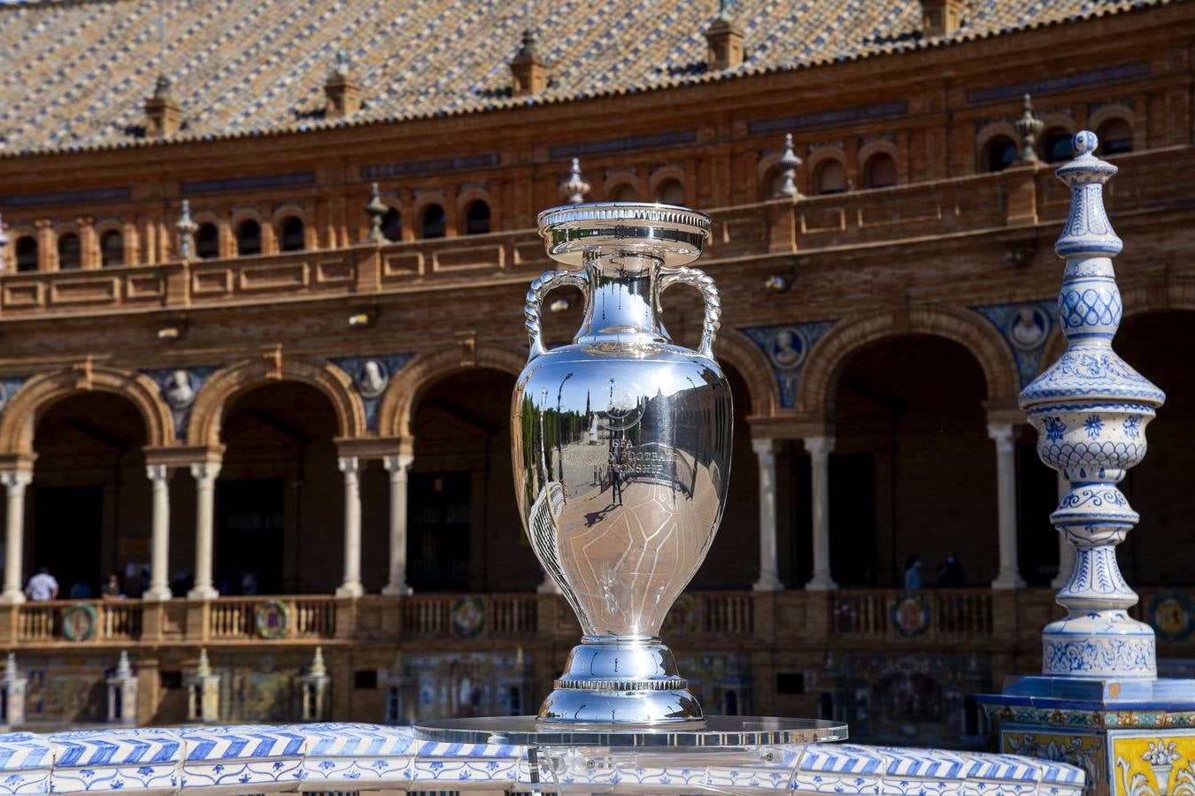 La Eurocopa se pasea por Sevilla