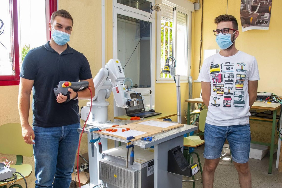 El centro de FP Antonio Brisquet de Camas: formación que compite de tú a tú con la universidad