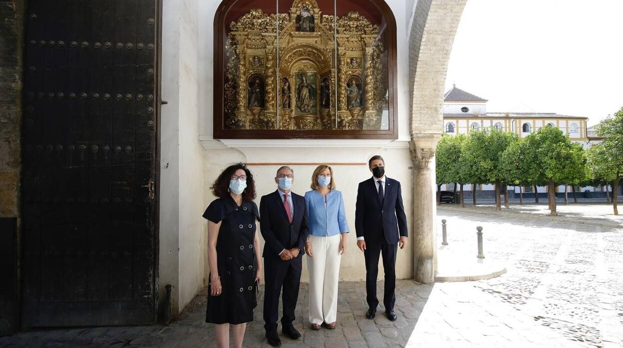 La presidenta de Patrimonio Nacional descubre el Alcázar de Sevilla por primera vez