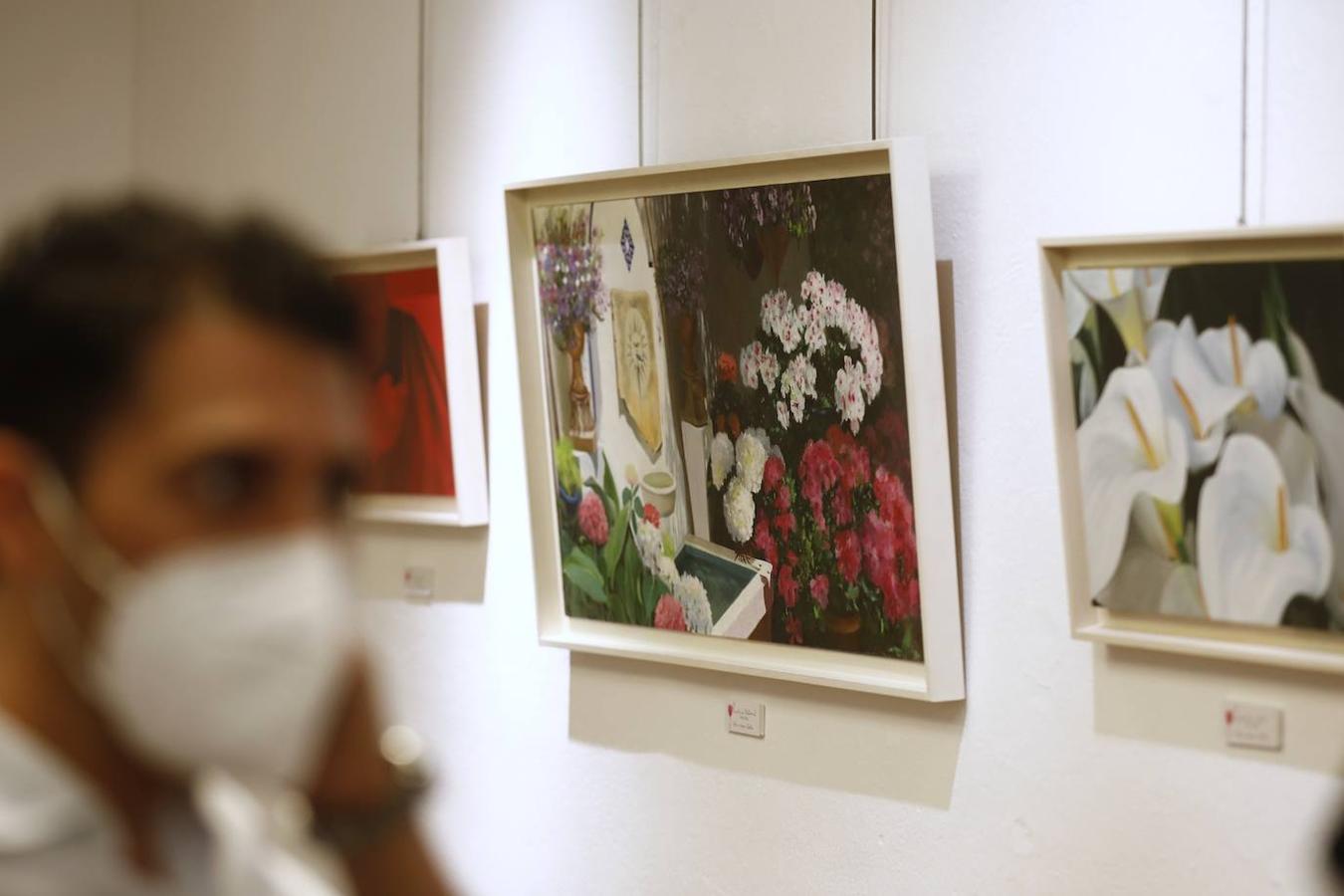 La exposición &quot;El color en los Patios de Córdoba&quot; de Viana, en imágenes