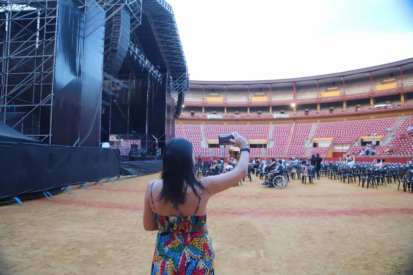 En imágenes, Pastora Soler hace vibrar a su público en su concierto de Córdoba